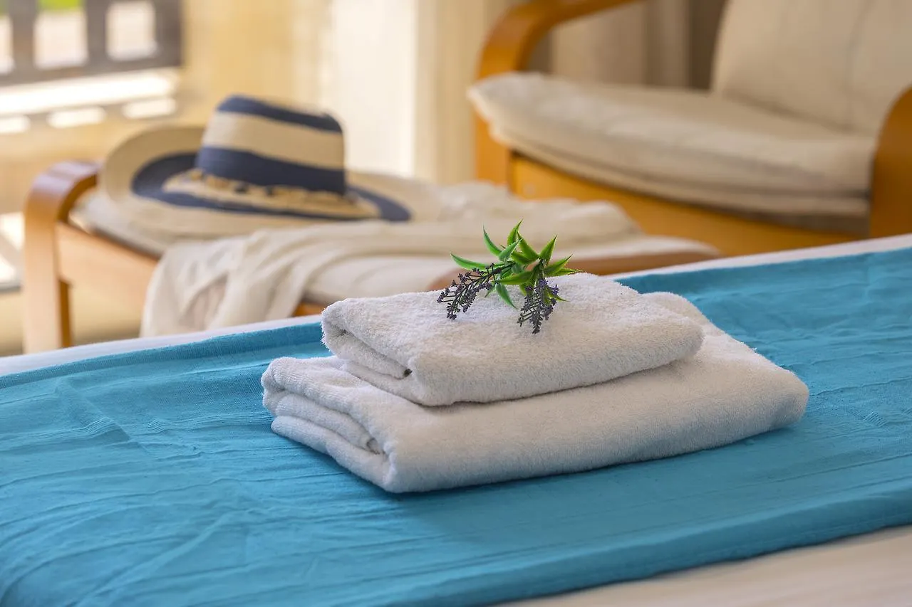 Meneou Beachfront Villa