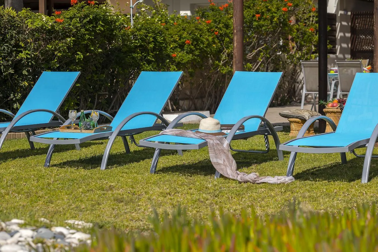 Meneou Beachfront Villa