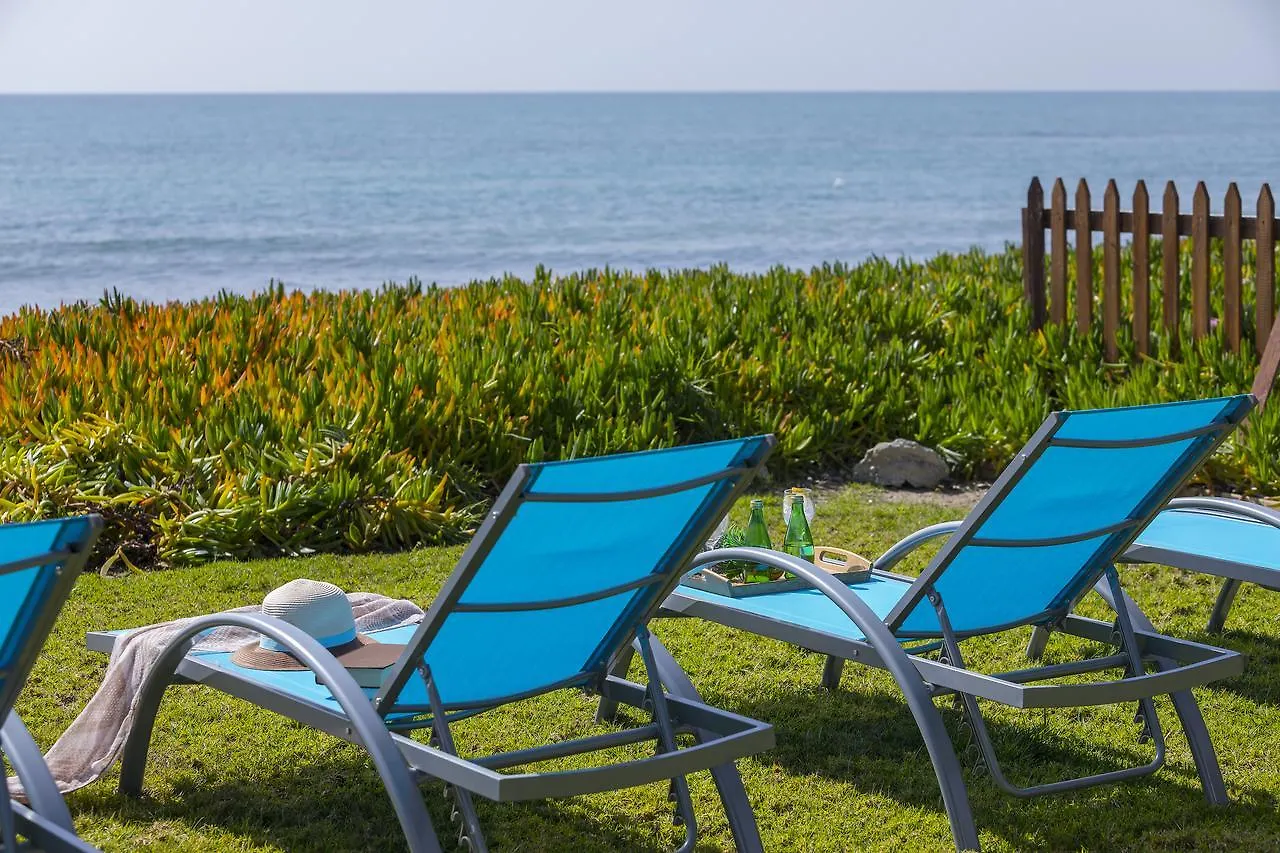 Meneou Beachfront Villa